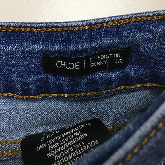 TAHARI Medium/Light Wash Fit Solution CHLOE 5 Pocket Logo Hardware Jeans - Picture 3 of 12